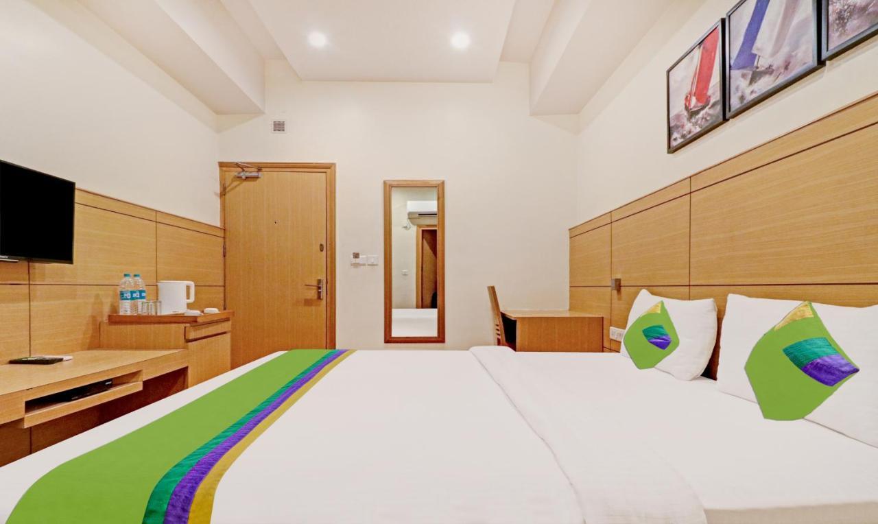 Treebo Galaxy Rooms New Delhi Buitenkant foto