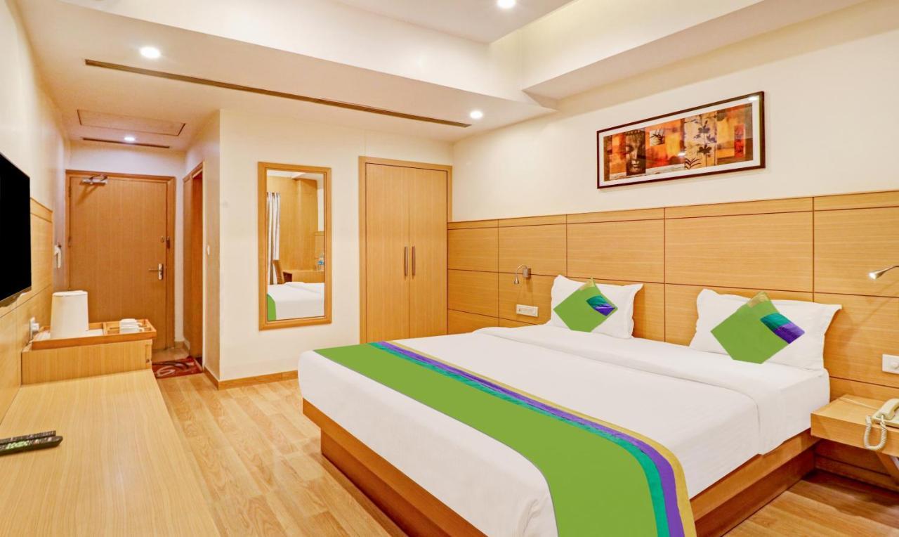 Treebo Galaxy Rooms New Delhi Buitenkant foto