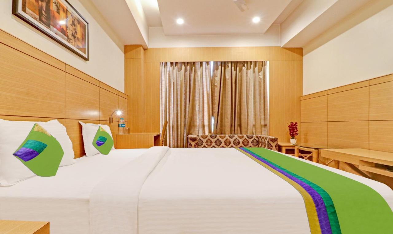 Treebo Galaxy Rooms New Delhi Buitenkant foto