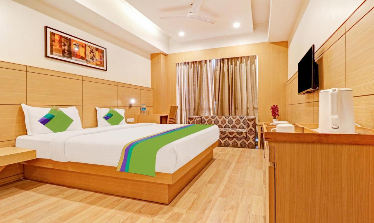 Treebo Galaxy Rooms New Delhi Buitenkant foto