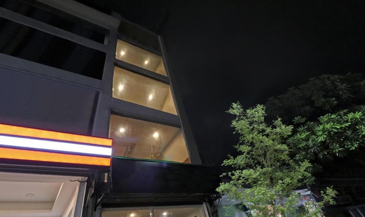Treebo Galaxy Rooms New Delhi Buitenkant foto